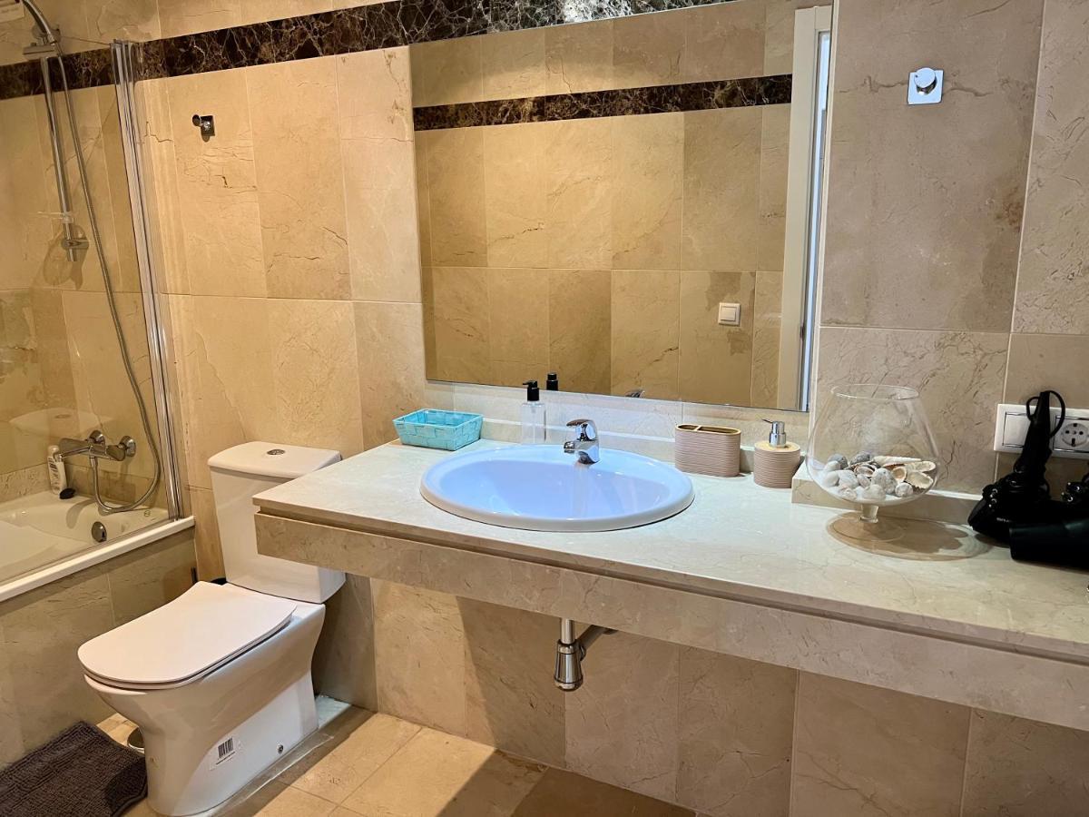 Breathtaking Sea View Apartment Estepona Bagian luar foto
