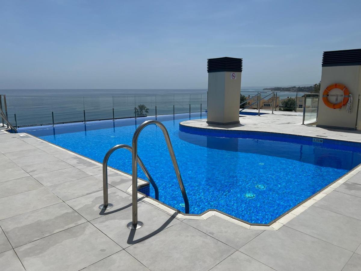 Breathtaking Sea View Apartment Estepona Bagian luar foto