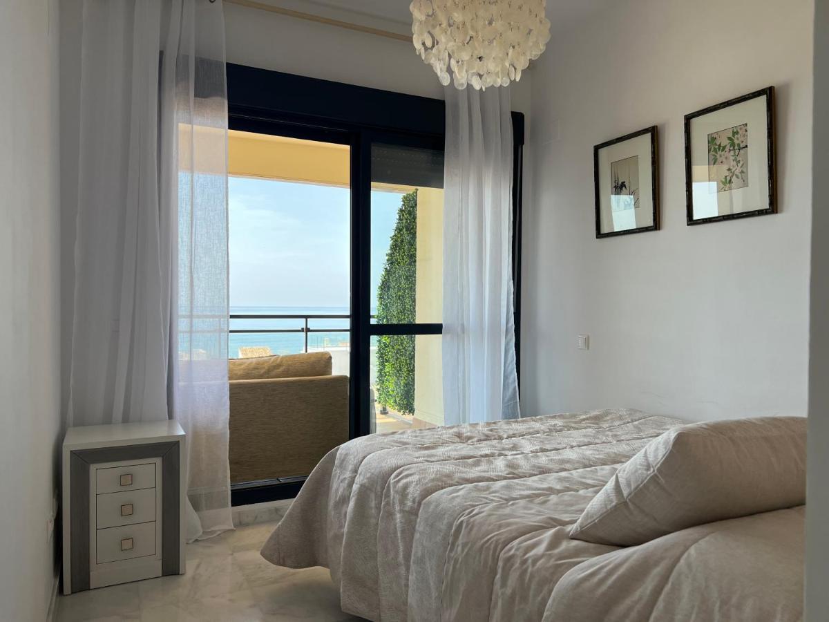 Breathtaking Sea View Apartment Estepona Bagian luar foto